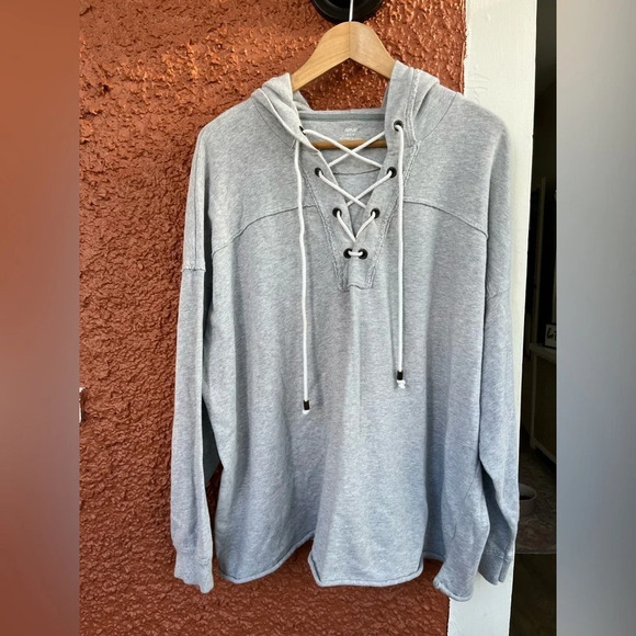 Aerie Oversized Gray Lace Up Raw Hem Sweatshirt Hoodie Size Small - Picture 1 of 8